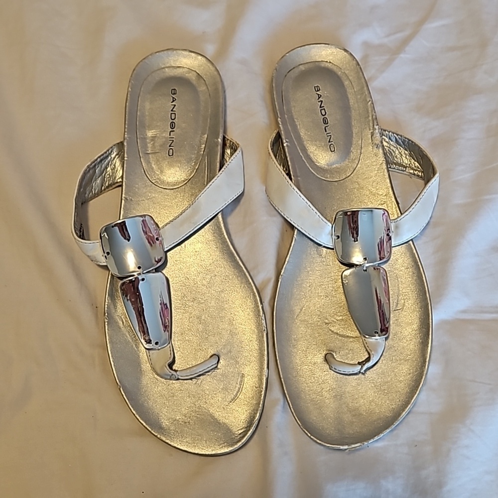 Silver Bandolino Sandels Size 9